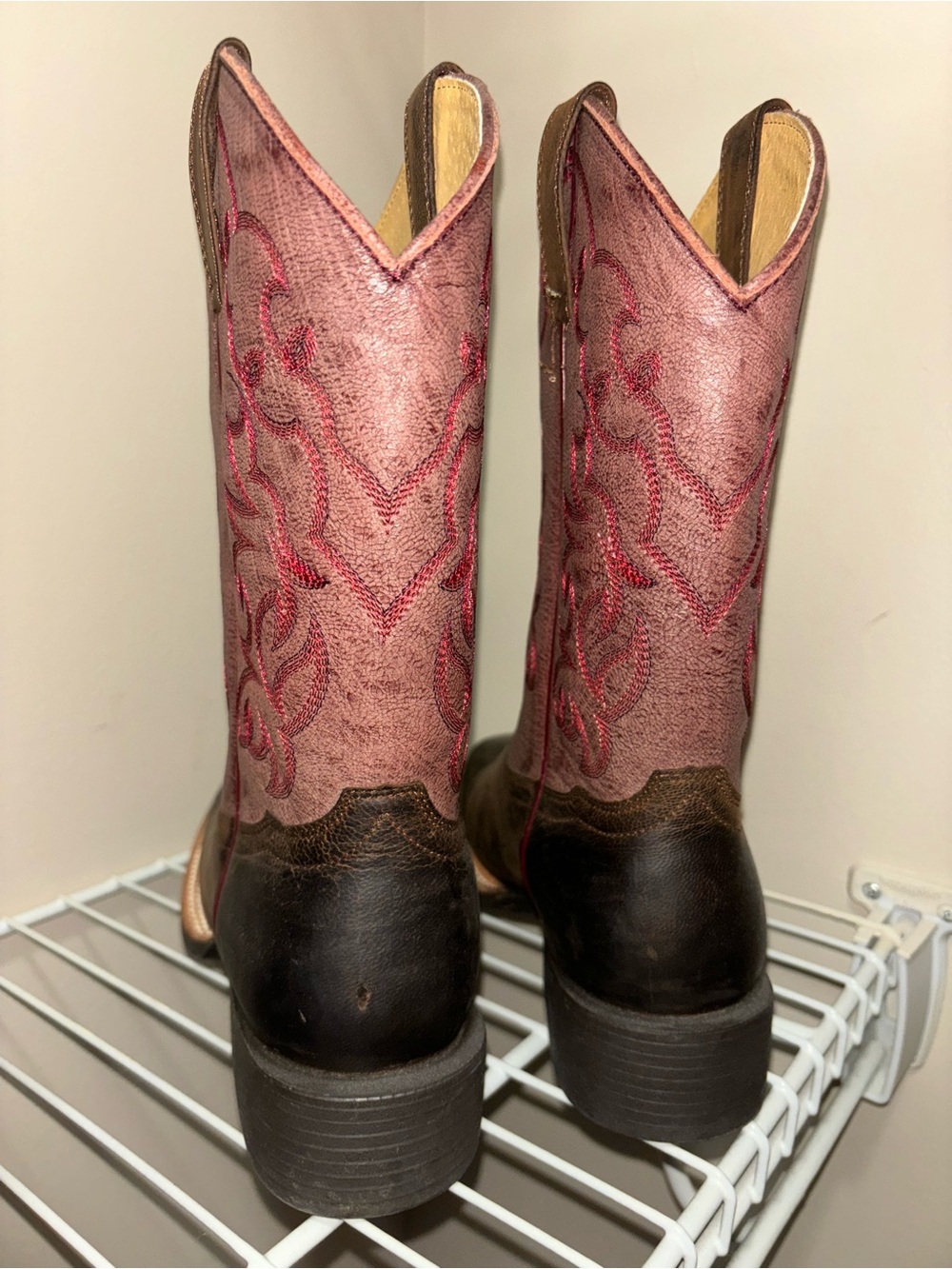 Shyanne Women’s Cowboy Boots - Picture 3 of 6